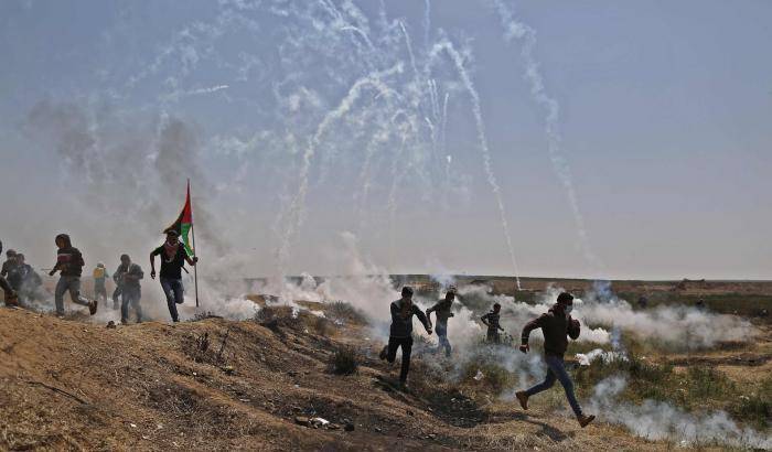 Israele spara sui palestinesi: la diretta video da Gaza