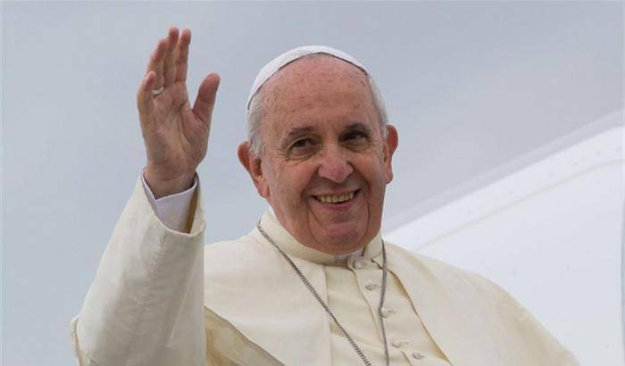 Papa Francesco accusa: "il web è fonte di violenza, anche i siti cattolici"