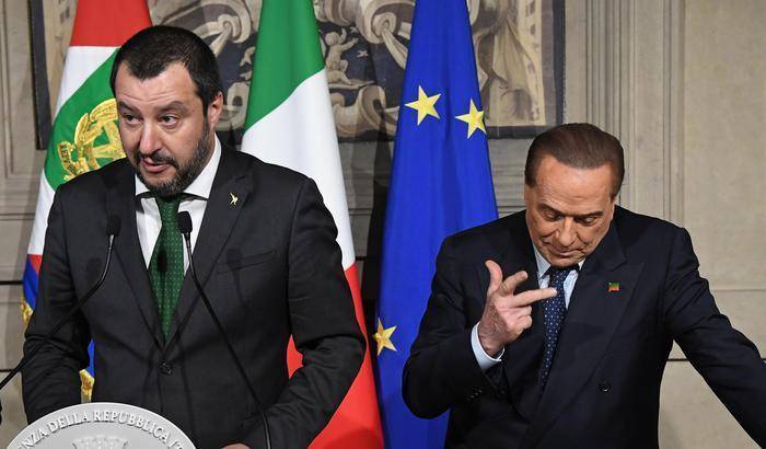Berlusconi tiene i punti concordati con Salvini mentre parla il leader della Lega