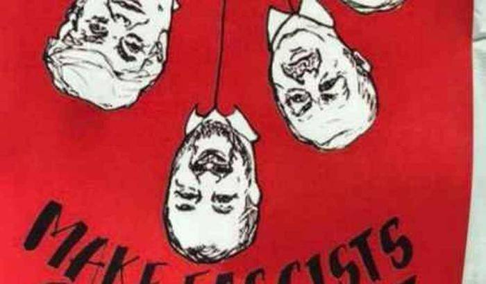 0004E252-gli-adesivi-con-salvini-a-testa-in-giu Gli adesivi con Salvini a testa in giù