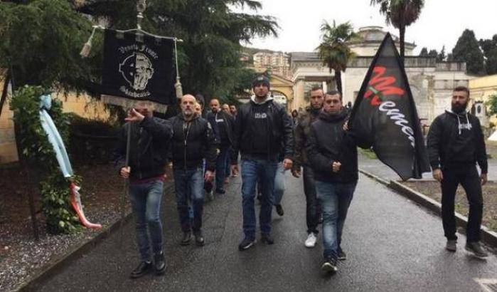 Fascisti a Genova