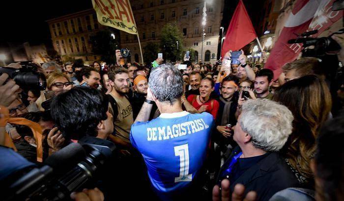 0004E2C2-de-magistris De Magistris