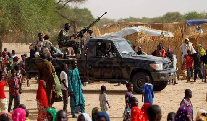 Massacro in Nigeria: 45 persone uccise da un gruppo armato. Morti anche 10 bambini