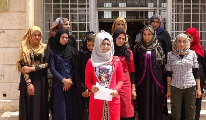 L'appello delle donne curde: "il matrimonio nega alle bambine il loro futuro, è tempo di dire basta"