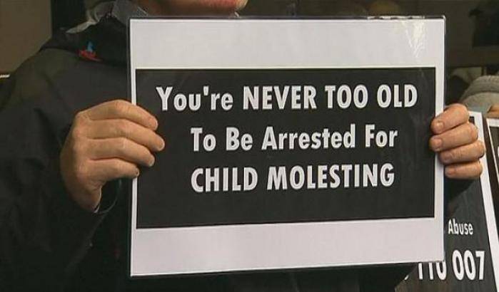 Australia, proteste contro la pedofilia