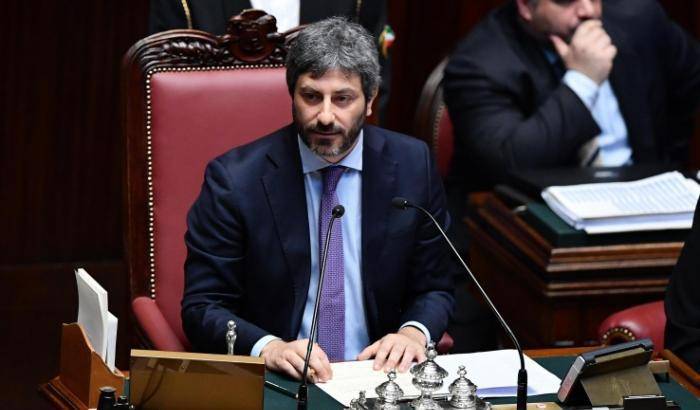 La 'cazziata' di Fico a Salvini: vada a sedere al suo posto