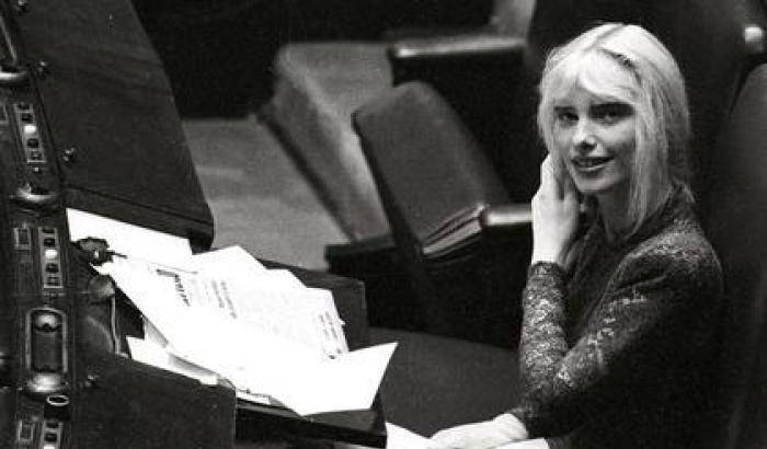 Ilona Staller in Parlamento