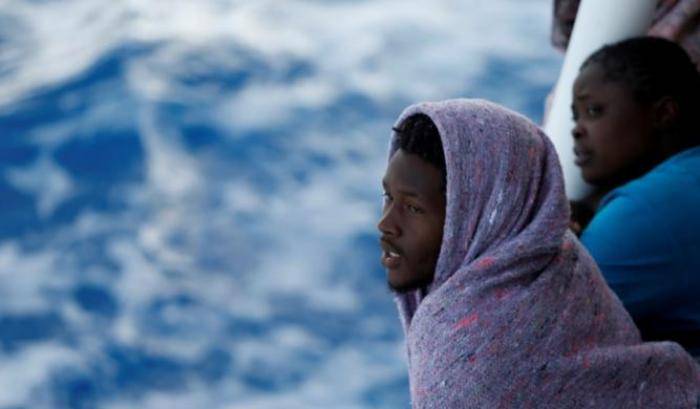 I sindaci contro il razzismo di Salvini e Toninelli: i migranti li accogliamo noi