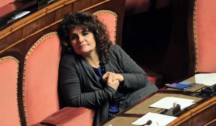 0004EE76-paola-nugnes Paola Nugnes