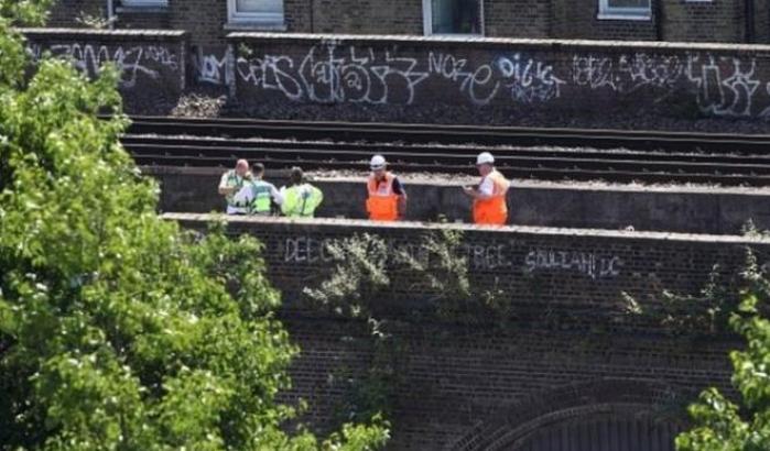 La foto dell'incidente nella ferrovia di Londra