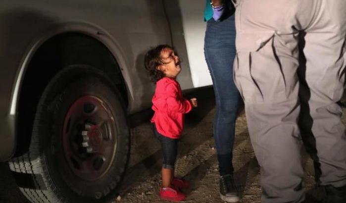 Bambina migrante fermata nel Texas