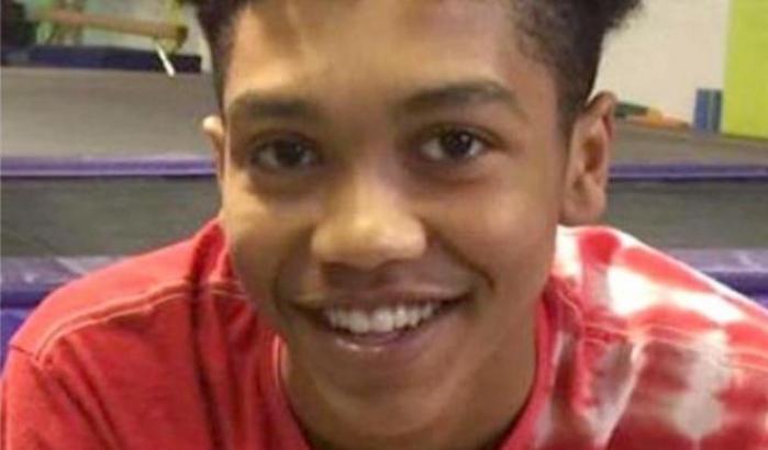 Un altro afroamericano ucciso dalla polizia: aveva 17 anni ed era disarmato