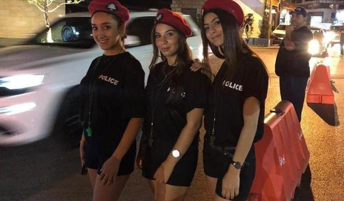 Libano sessista, un sindaco recluta vigilesse in shorts: donne usate come "attrazioni turistiche"