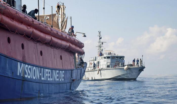Un po' di umanità per la Lifeline: 'Ha il permesso di entrare nelle acque di Malta'