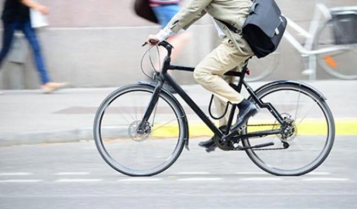 Il comune di Cesena premia chi va in bici al lavoro: 25 centesimi al chilometro