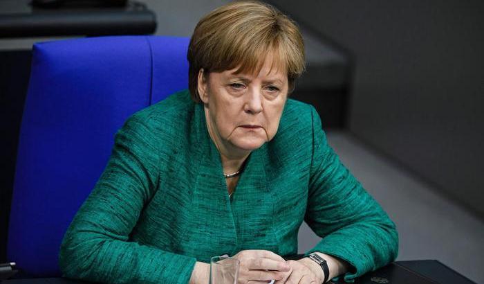 Vertice sui migranti, Conte pronto a mettere il veto. Merkel: questione vitale