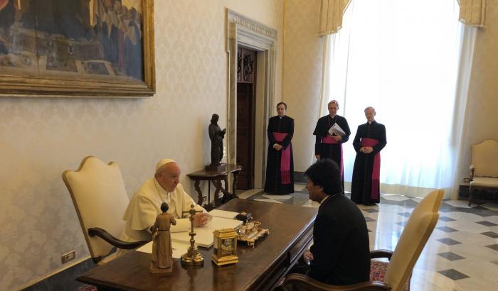 Grazie fratello Papa: Morales incontro Bergoglio in Vaticano