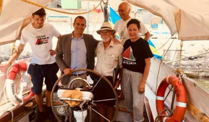 De Magistris visita Freedom Flotilla