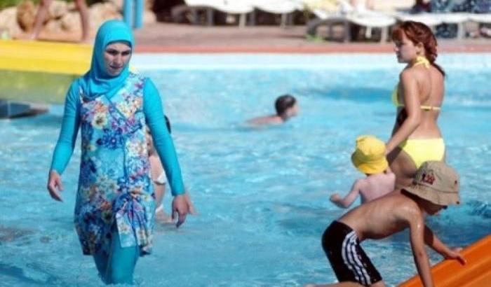 Le donne del Marocco si ribellano: indossare il bikini è un nostro diritto