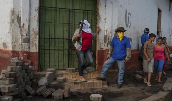 Le forze del governo a Masaya: simbolo dell'opposizione a Ortega