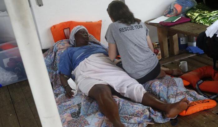 Omicidio e omissione di soccorso: Open Arms e Josefa denunciano Italia e Libia