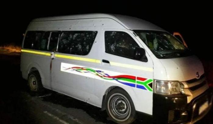 Racket delle corse: undici tassisti uccisi in un agguato in Sudafrica