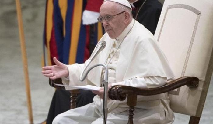 La rivoluzione del Papa: "la pena di morte è inammissibile, va abolita in tutto il mondo"