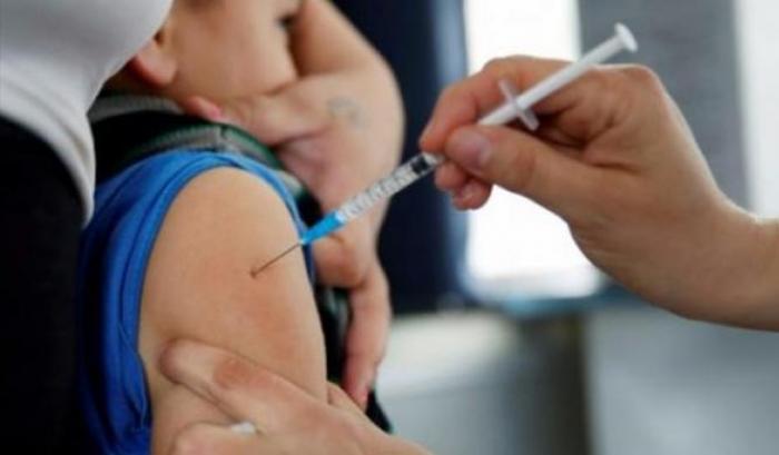 No vax  contro i vaccini