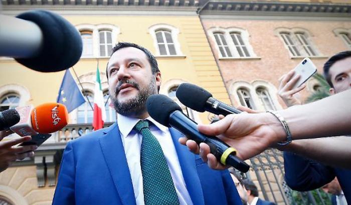 Di questo passo l’Italia di Salvini potrà  alzare i ponti levatoi e proclamare l’autarchia