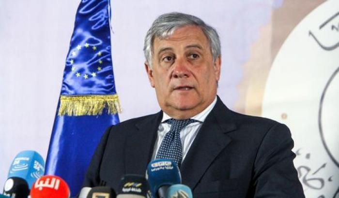 Tajani si aggrappa ai sovranisti: "Né lui né la Meloni parlano più di Italexit..."