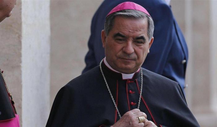 Monsignor Becciu: "lo stupro è un crimine contro l'umanità"