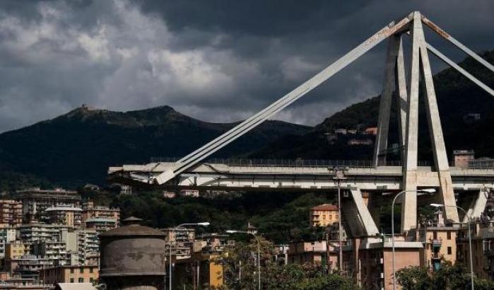 Ponte Morandi, nuove accuse ad Autostrade: sapevano dei problemi dal 2015