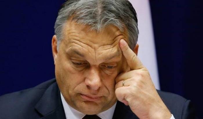 Europarlamento condanna Orban: via libera alla procedura per le sanzioni all'Ungheria