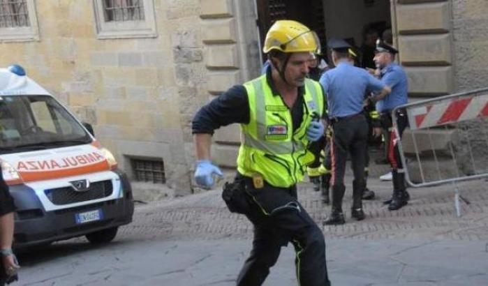 Arezzo, fuga di gas nella sede dell'Archivio di stato: morti due dipendenti