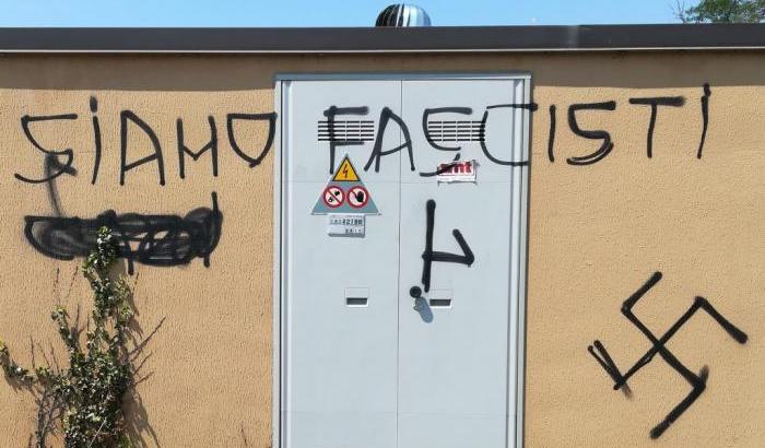Scritte fasciste