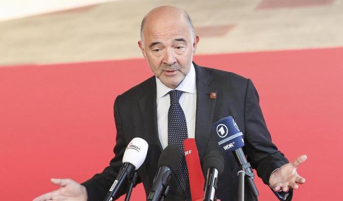 Moscovici: agli italiani dico, indebitarsi ancora non è un torto a noi ma a loro stessi