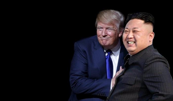 Il coming out di Donald Trump: "io e Kim Jong-un ci siamo innamorati"
