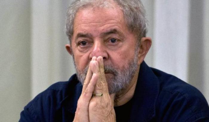 Lula, appello contro il fascista Bolsonaro: "in Brasile è uno scontro tra civiltà e barbarie"