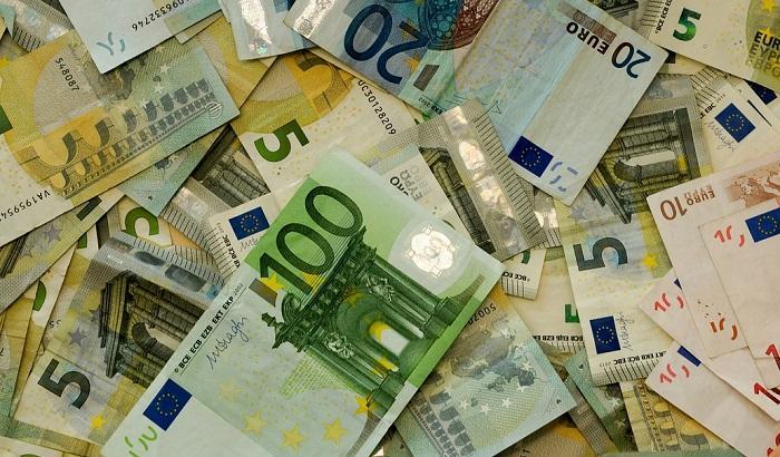 Solo beni di prima necessità, 780 euro e zero cash: i paletti del reddito di cittadinanza
