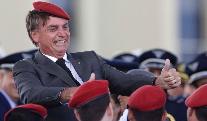 Lo spettro del fascista Bolsonaro s'aggira per il Brasile alla vigilia del voto