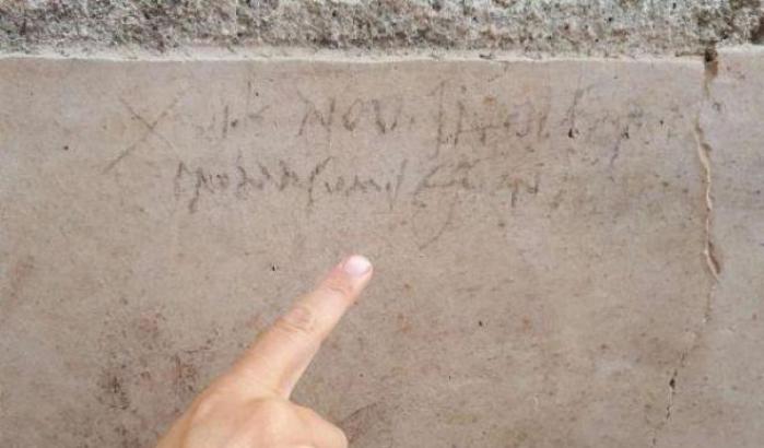Pompei, ritrovata un'iscrizione che smentisce l'eruzione di agosto: è datata 17 ottobre