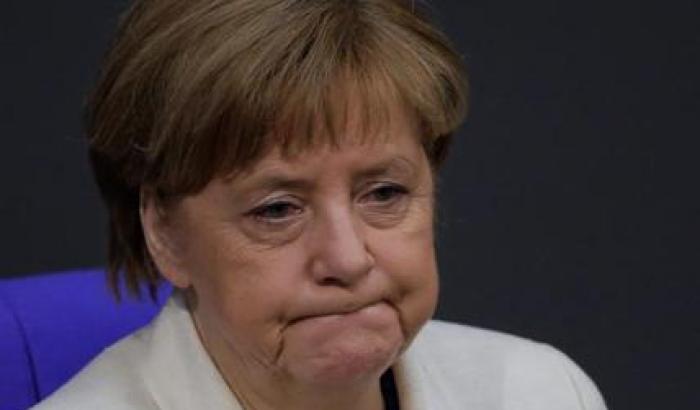 Cdu, dopo 18 anni Merkel rinuncia alla presidenza del partito: ma resta cancelliera