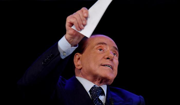 Berlusconi bacchetta la Lega e fa la voce grossa: 
