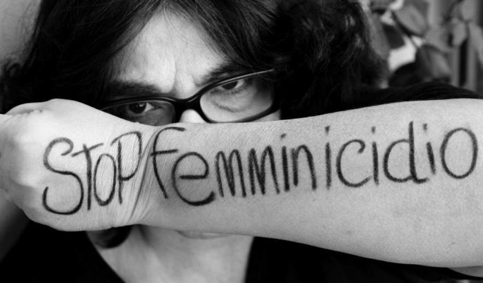 No al femminicidio