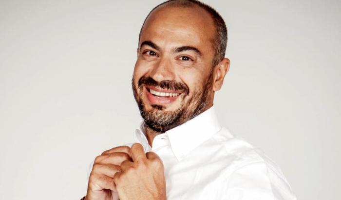 00050D9F-paragone Paragone