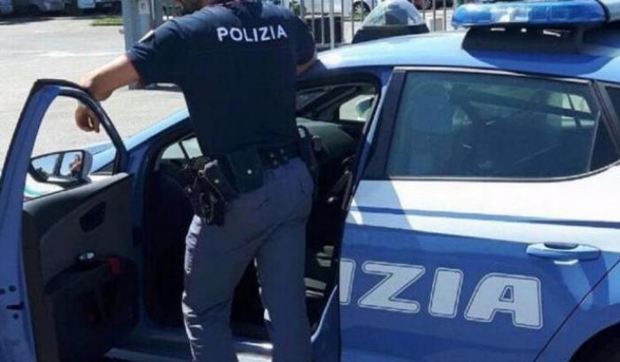 Molestava i minorenni e filmava le reazioni con il telefono, arrestato un uomo a Roma