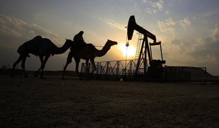 Il Qatar lascerà l'Opec a gennaio: "puntiamo sulla produzione di gas"