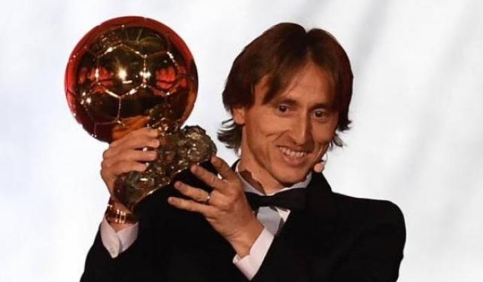 Luka Modric vince il Pallone d'oro: finisce lo strapotere CR7-Messi