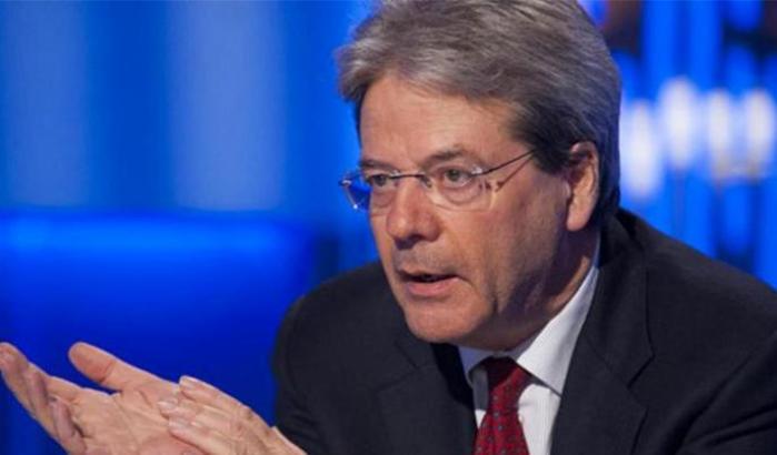 Gentiloni: "Salvini è un uomo spaventato, con lui siamo soli in Europa"