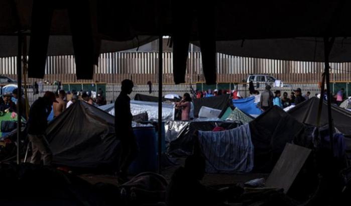 Migranti a Tijuana in Messico